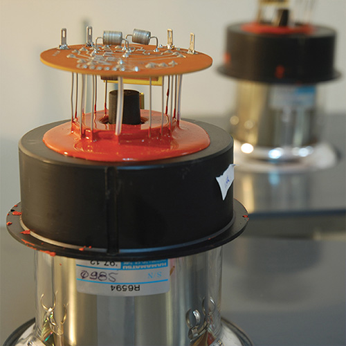 CENBG | NEUTRINO | Photomultiplicateur en cours de qualification pour le calorimètre de l'expérience superNEMO