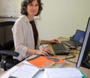 Béatriz Jurado, physicienne nucléaire, médaillée d’argent du CNRS 2025